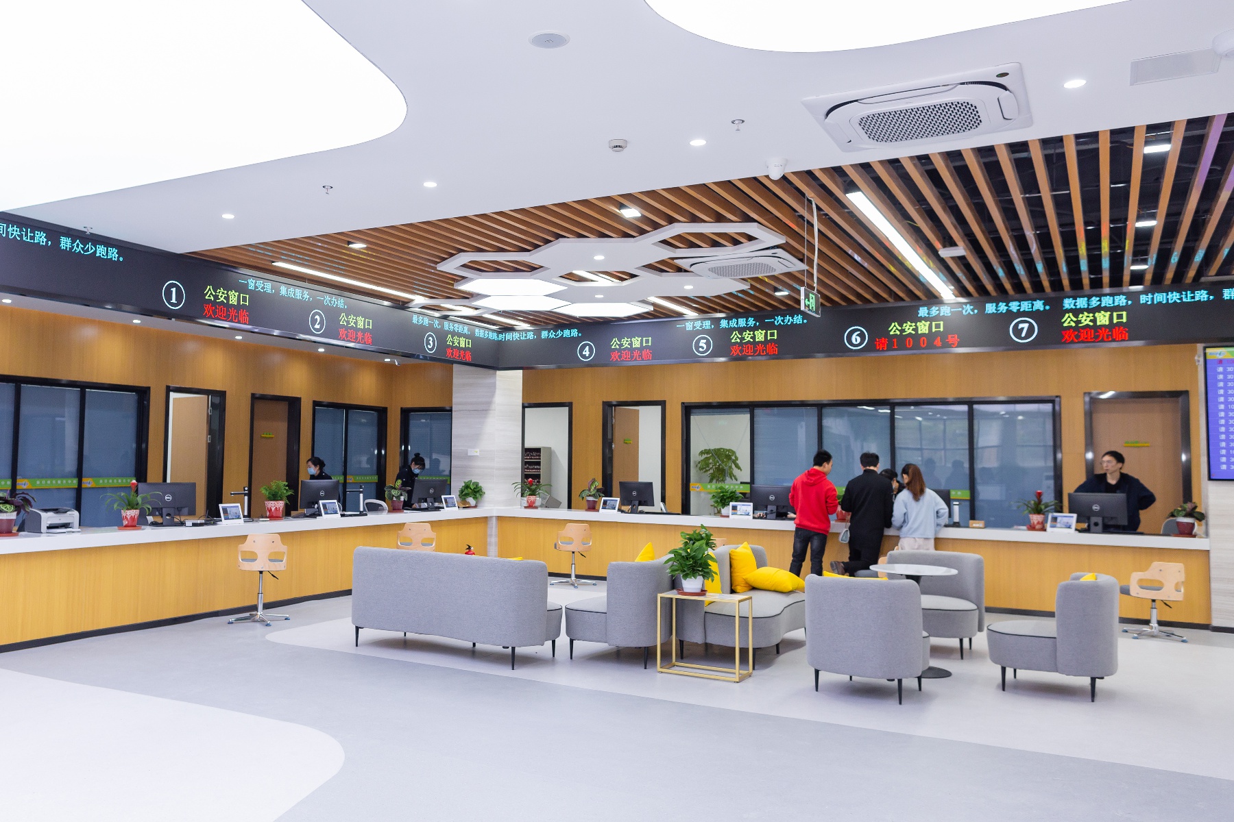 新疆24小时医保卡余额回收联系方式(医保卡回收比例是多少)