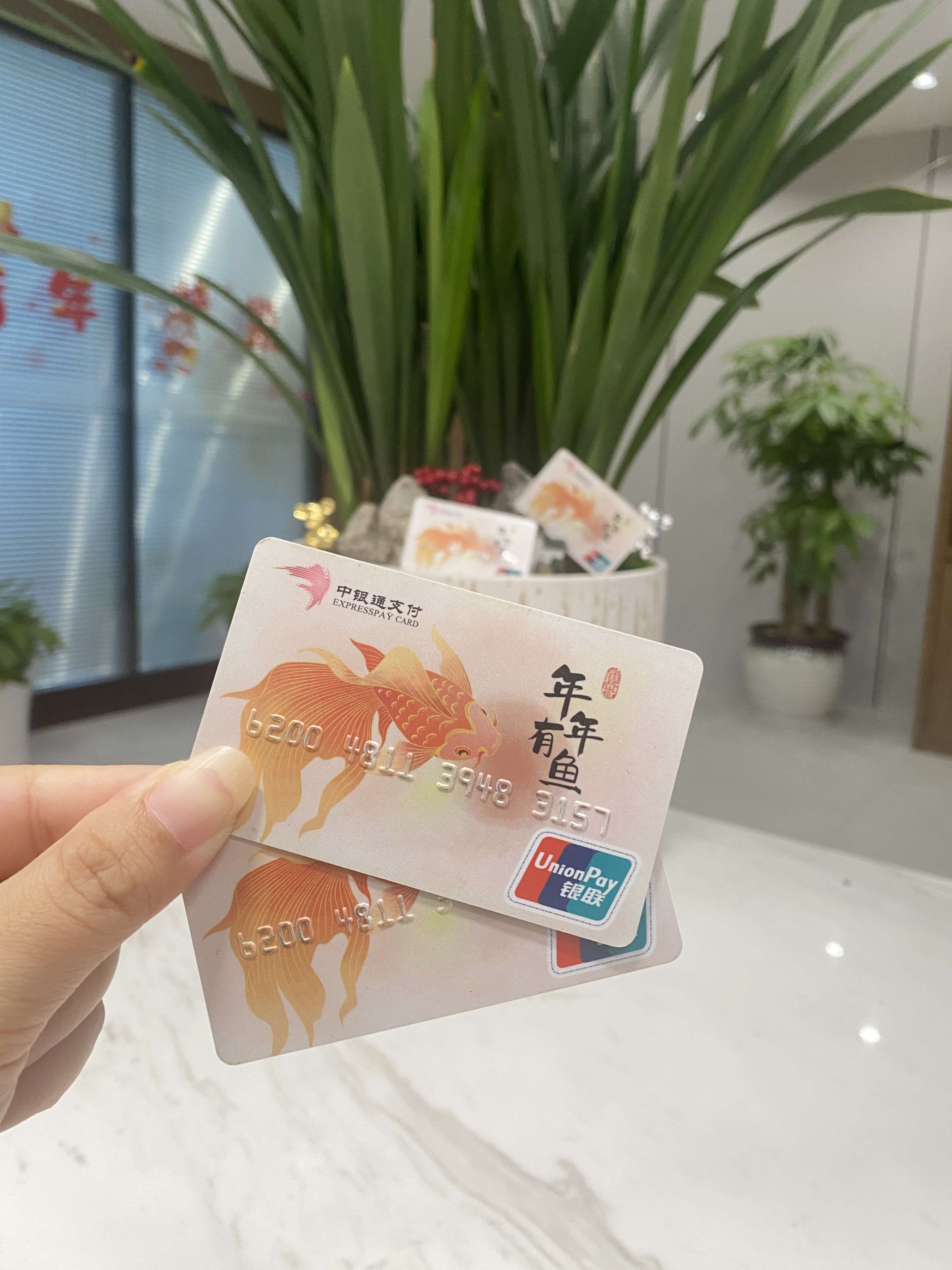 新疆急用钱医保卡余额回收联系方式(急用钱社保怎么搞出钱来)