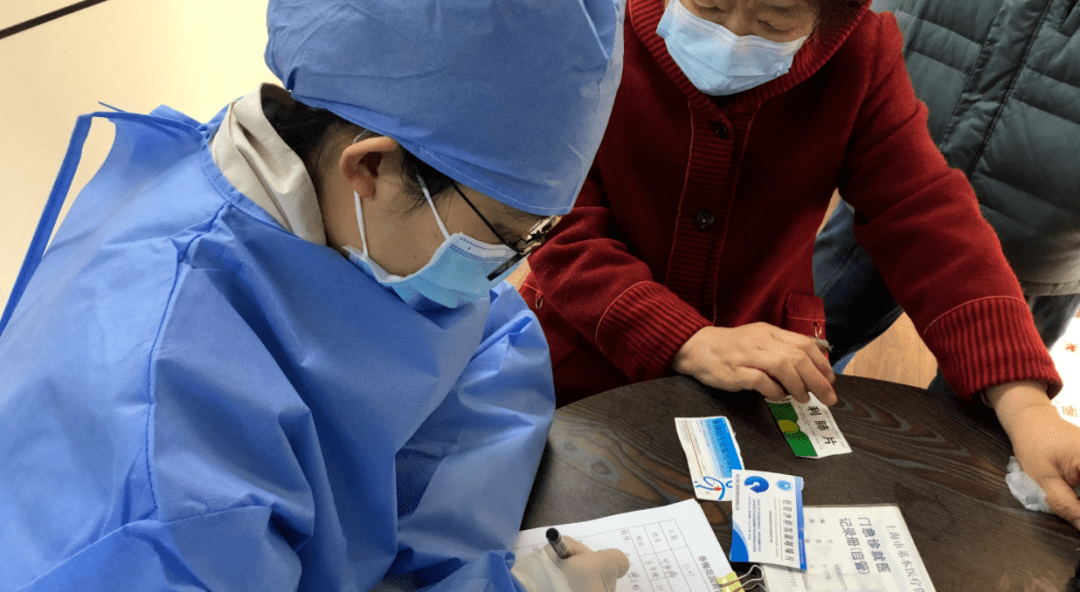 新疆24小时套医保卡回收商家(急用钱24小时医保提取)